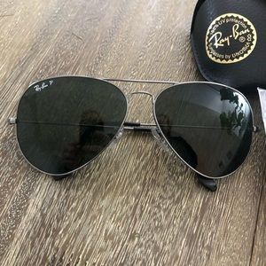 BRAND NEW RAY BAN AVIATORS, NEVER WORN